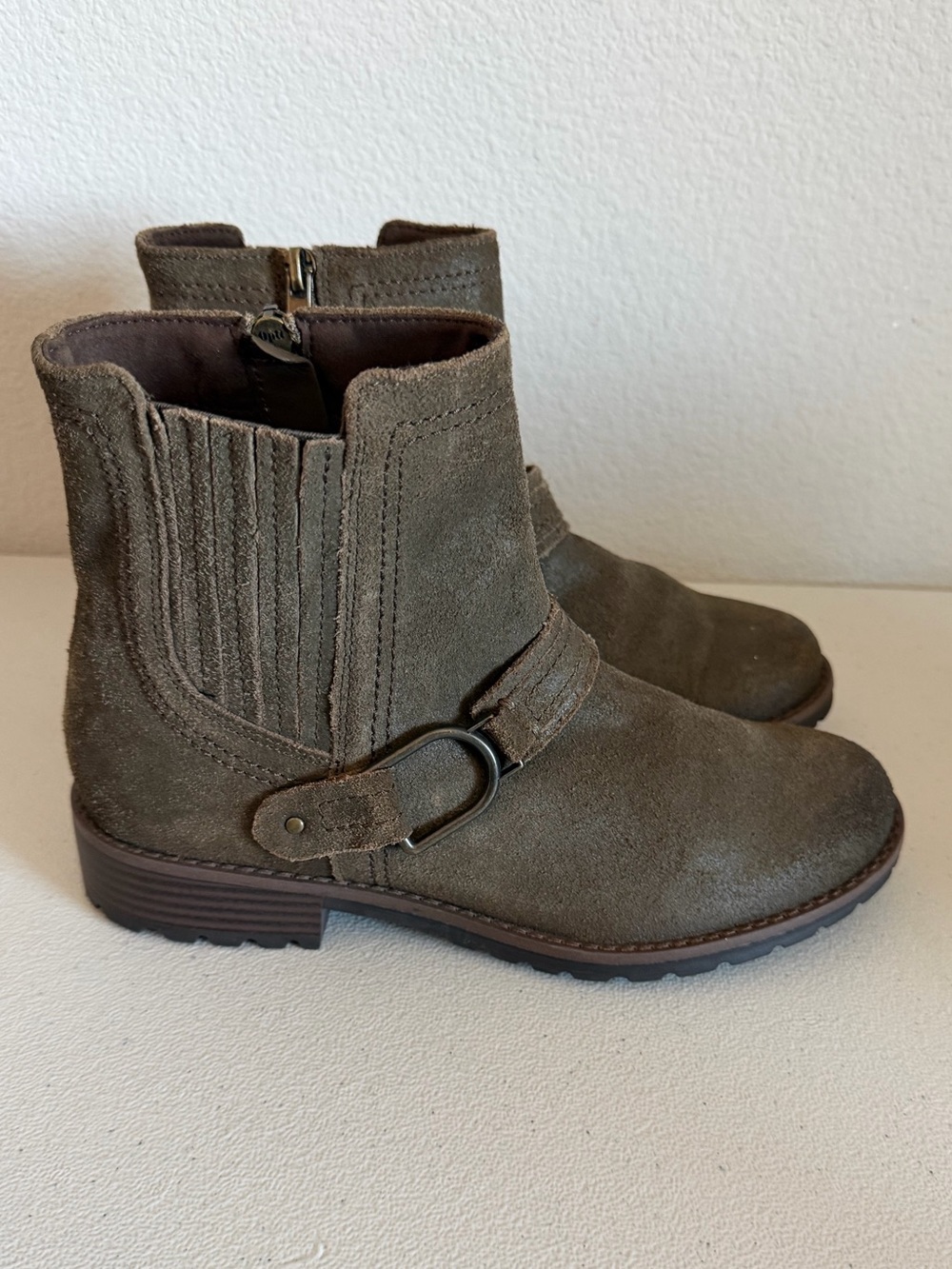 Clarks - Women's Aspra Buckle Casual Dress Boots